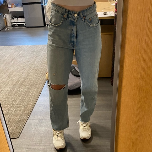 high rise straight leg ripped jeans zara